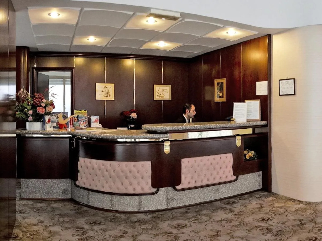 Hotel Antares