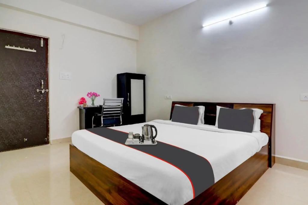 Capital O S V Residency Nalagandla
