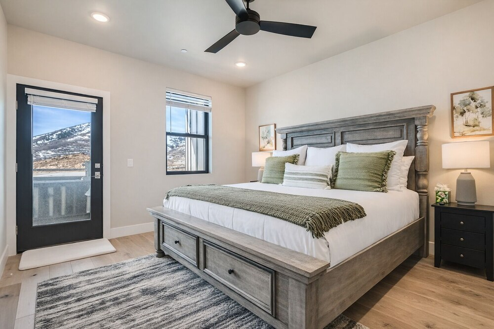 Pet Friendly! Winston's Lodge At Helling 203 3 Bedroom Condo