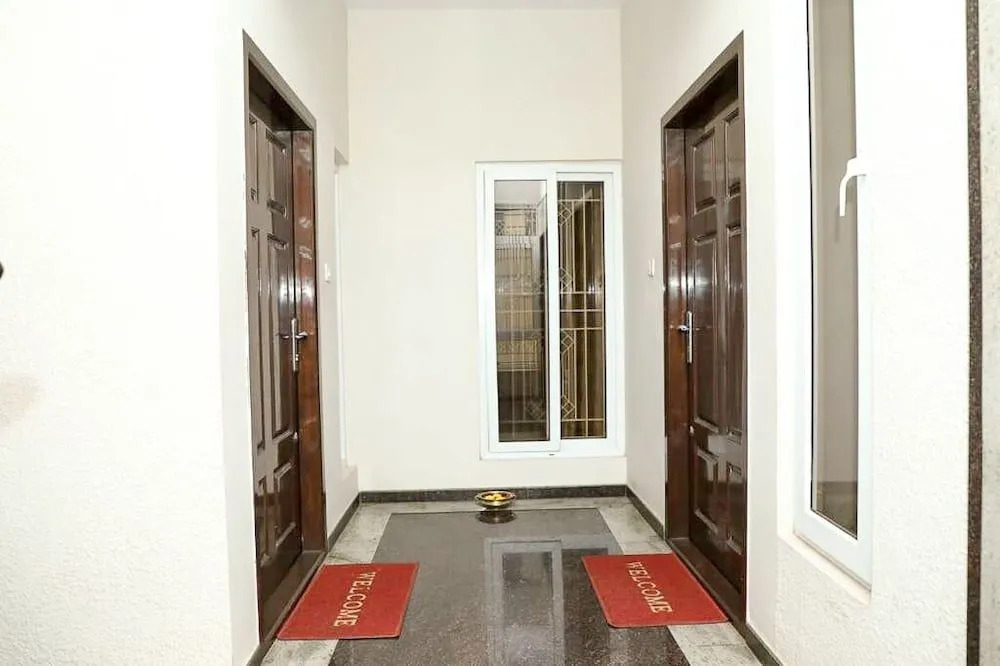 Petals Service Apartment