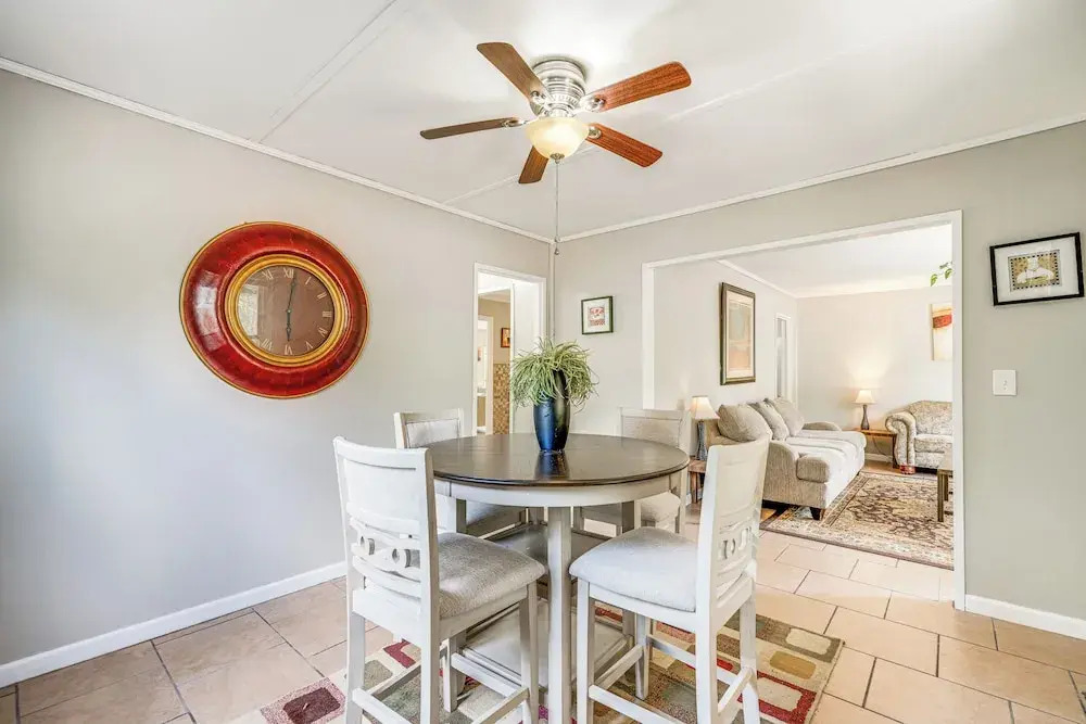 1 Mi to Robins Afb: Family-friendly Home!
