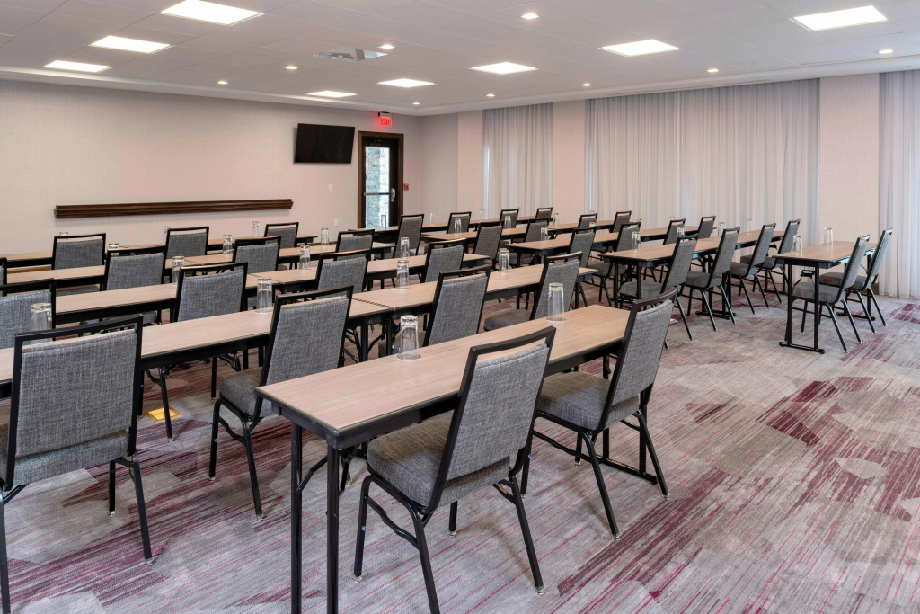 Courtyard by Marriott Cleveland Elyria