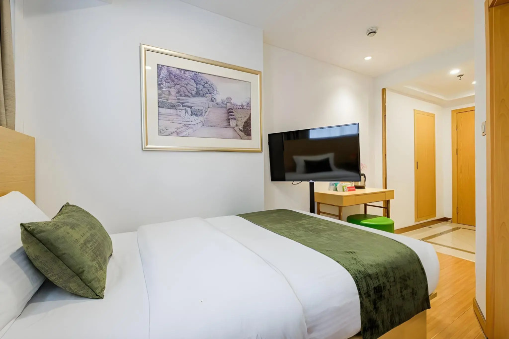 Greentree Inn Shanghai Jingan Xinzha Road Business Hotel