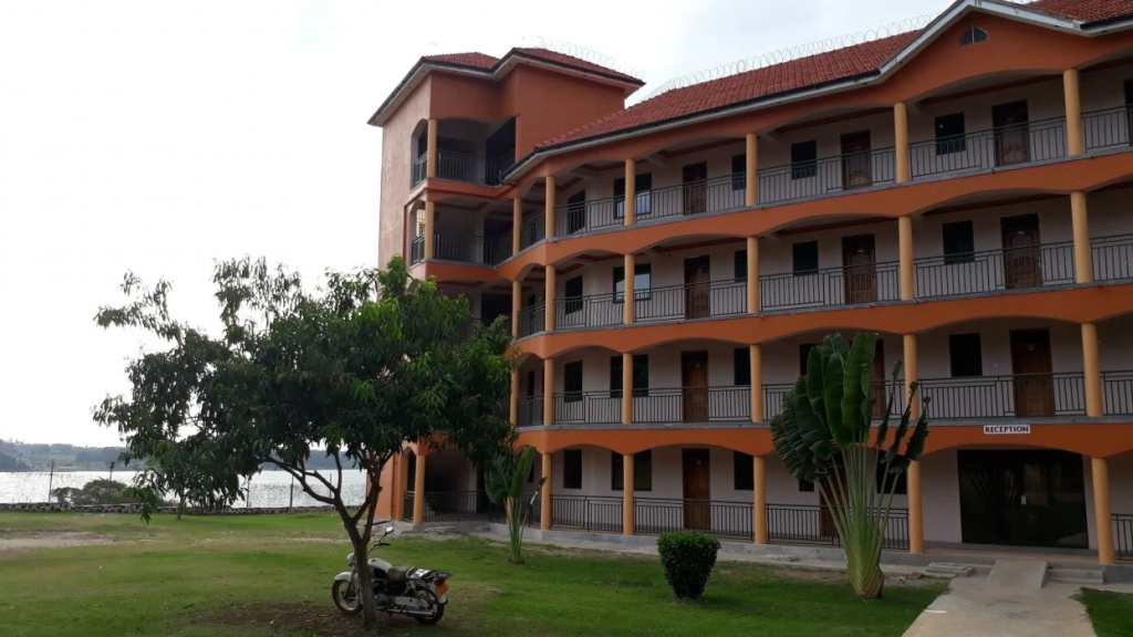 Nabinonya Resort Beach Hotel