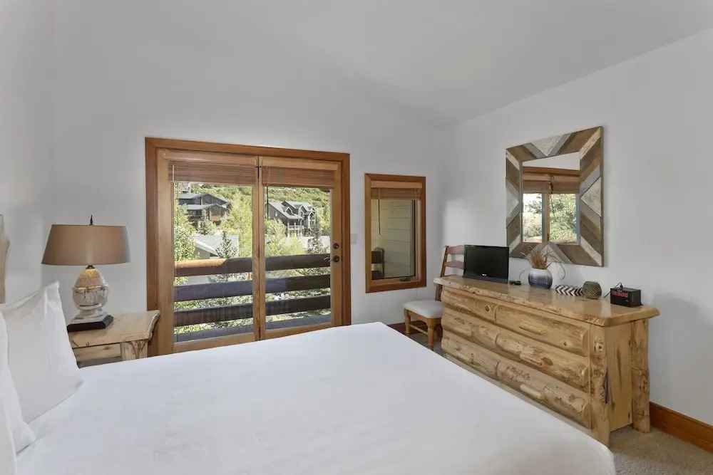 Solamere Drive Home at Deer Valley Resort - 6 Bedroom Home with Hot Tub #3220 6 Home