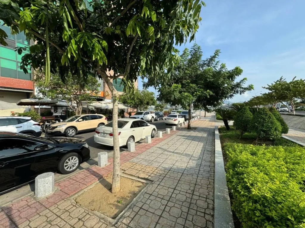 Royal Apartment in Muong Thanh