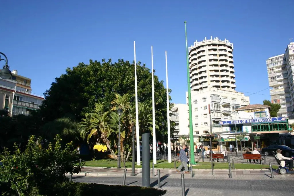 Apartamentos Astoria - Benidorm