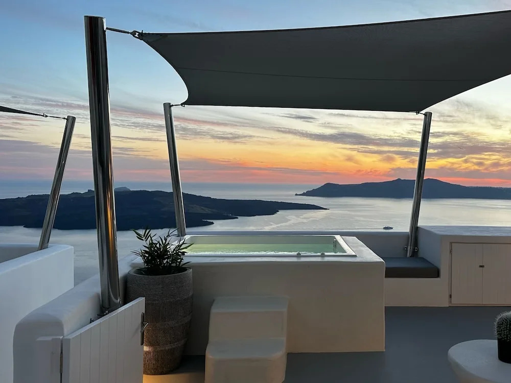 Dagaz Suites
