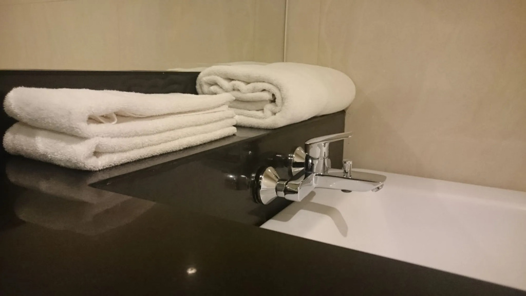 Aria Centra Surabaya