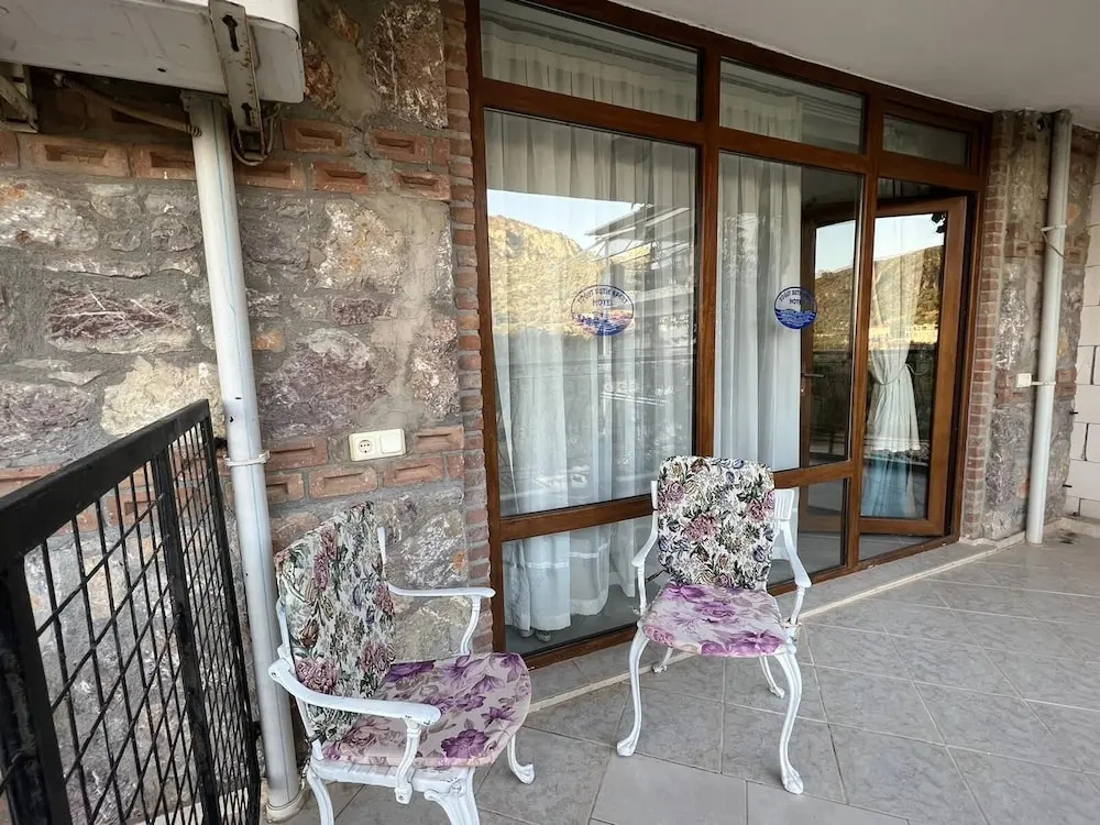 Söğüt Taş Otel