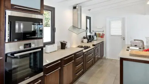 Eimeo By Villas Apartments Rentals