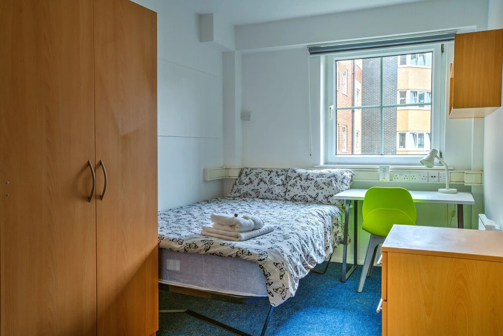 Cosy Rooms for STUDENTS ONLY-Southampton