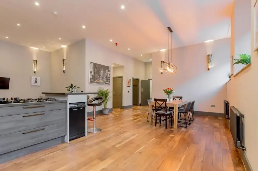 Bohemian Luxury Accommodation in the Heart Edinburgh s Leith Dist Montague