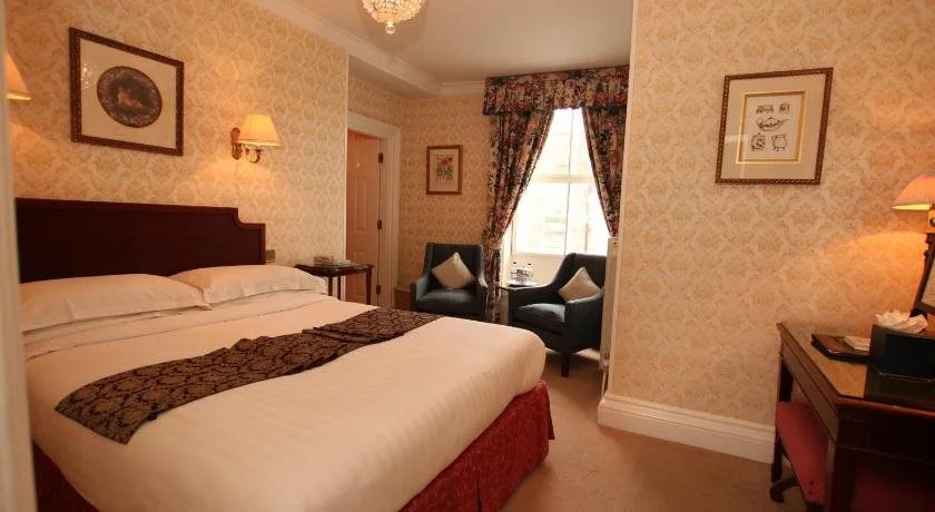 The Shelleys Hotel
