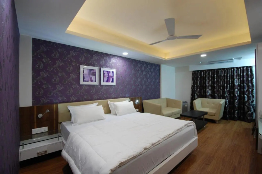 Hotel Ambassador