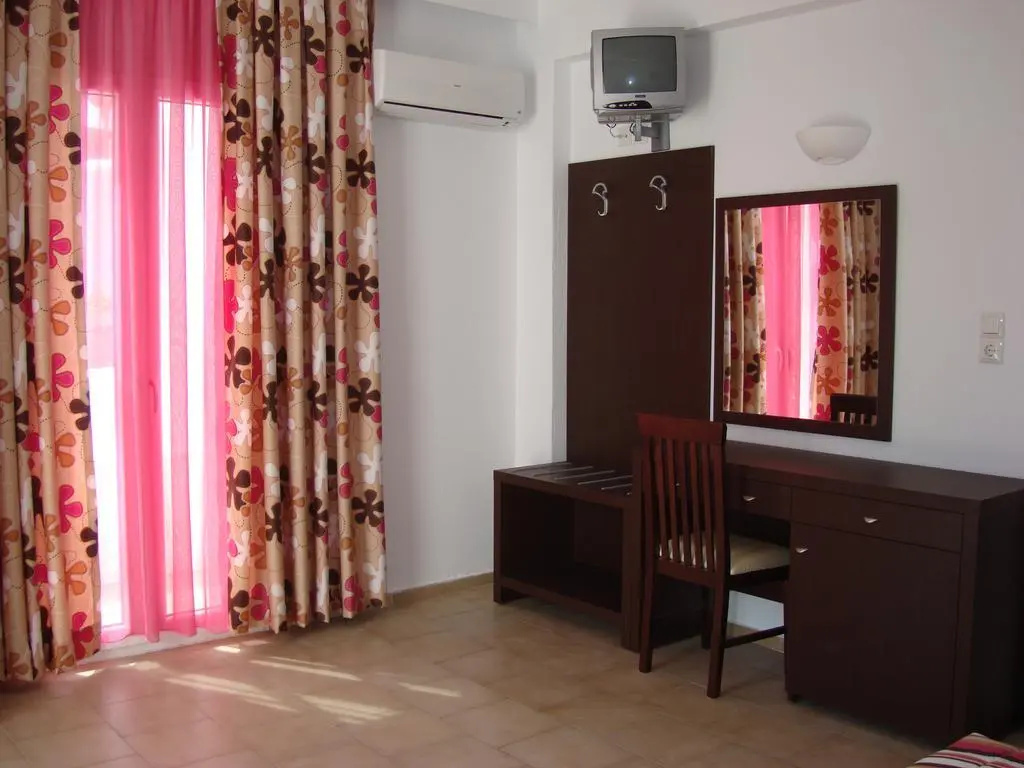 Elena Studios & Suites
