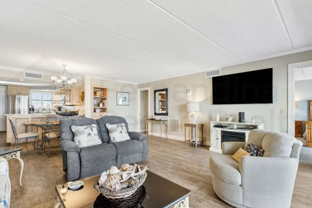 667 Amelia By The Sea 3 Bedroom Condo