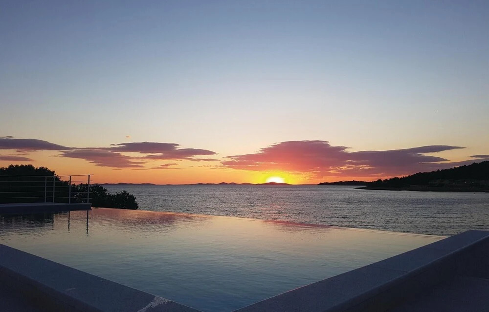 Beautiful Home in Primosten With Wifi and 6 Bedrooms