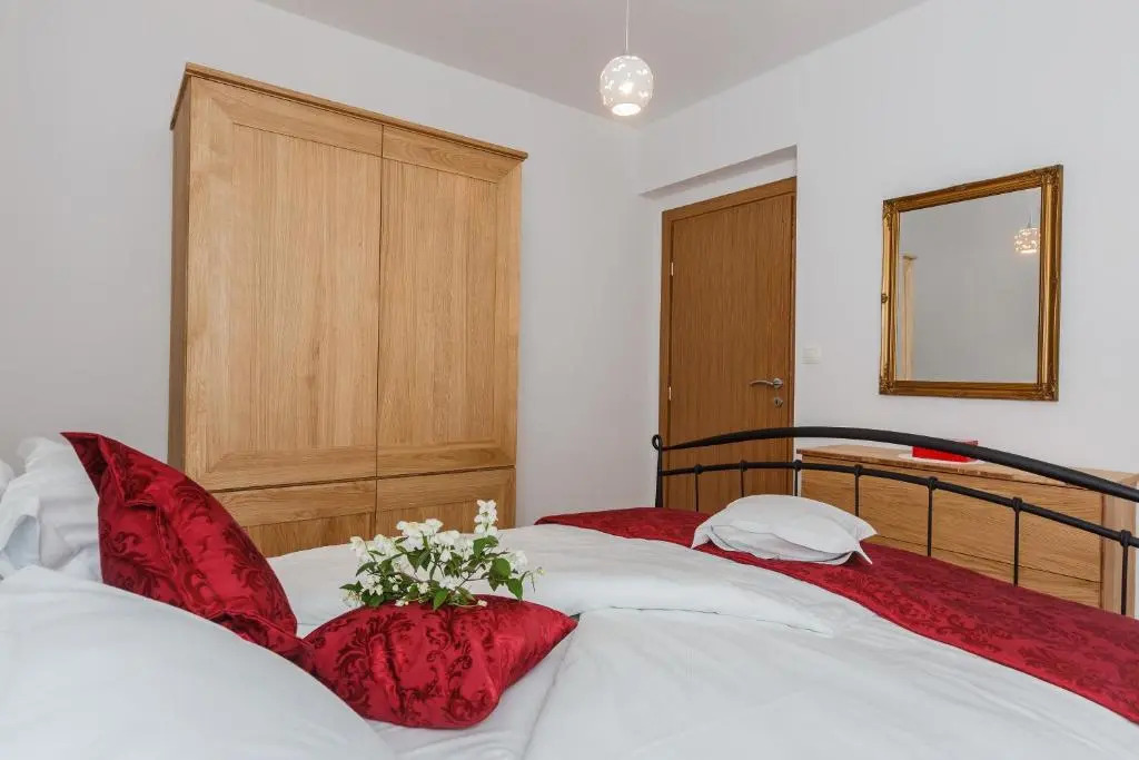 Deluxe Villa Apartment