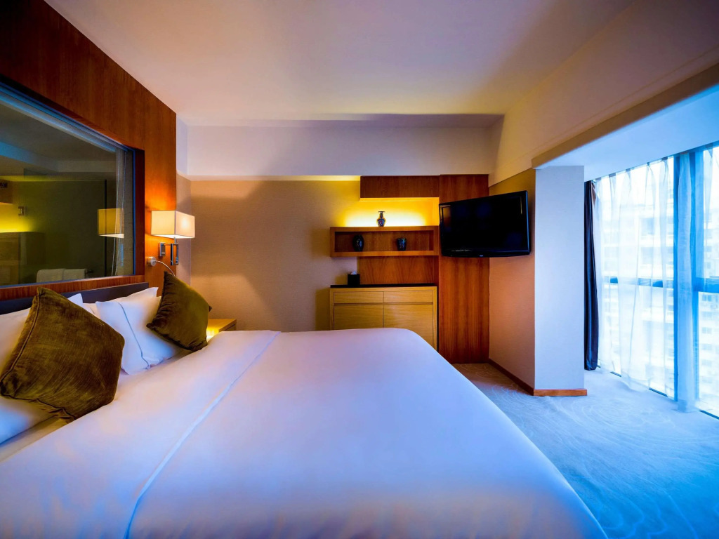 Grand Mercure Xiamen Downtown-Free Welcome Fruit & Metro Station