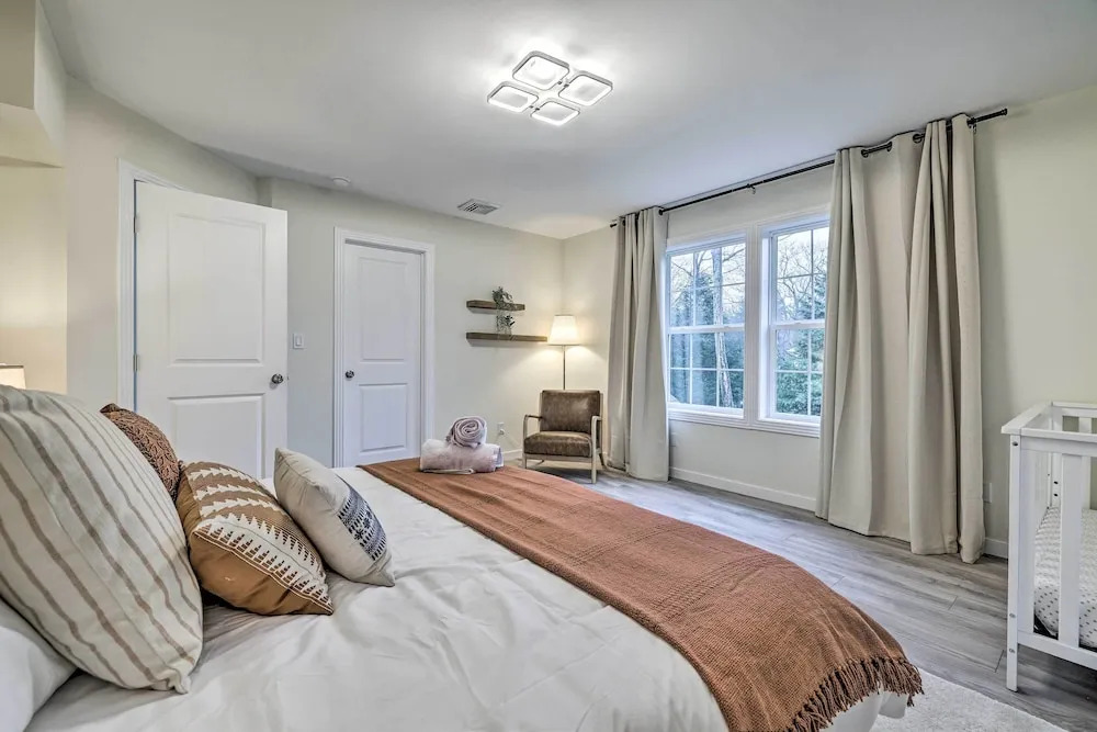 Community Beach & Lake: Pocono Summit Escape