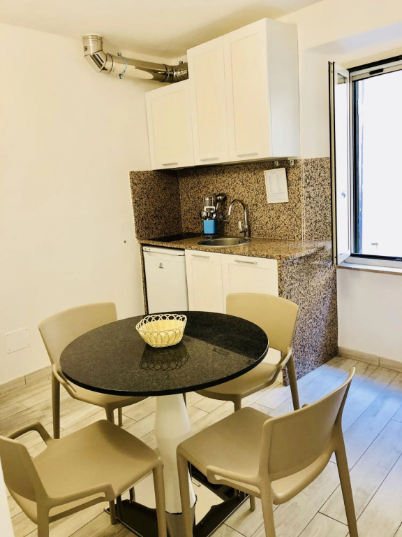 Beautiful and very central penthouse overlooking the square of Porto Santo Stefano-Vista Bella