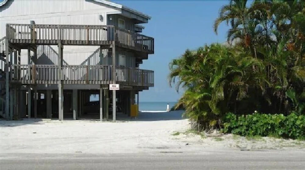Gulf Breeze Condos