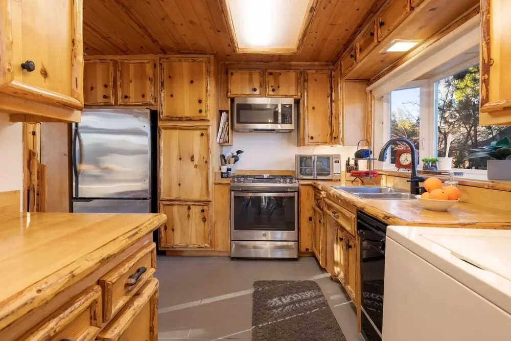 Lookout Lakeviews #1978 by Big Bear Vacations