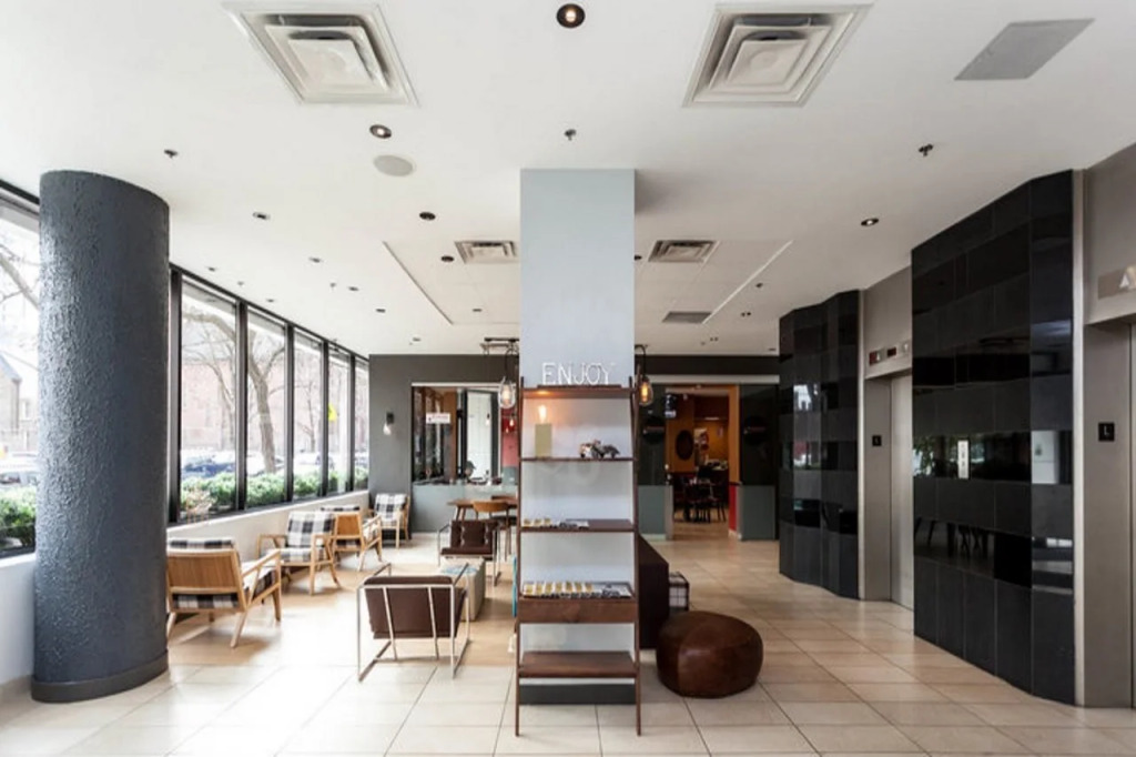Bond Place Hotel