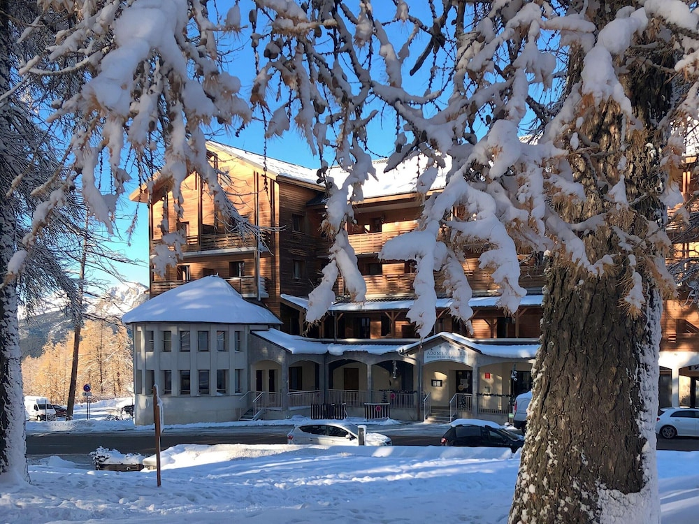 Apartment on the Foot of Slopes in Guillaumes