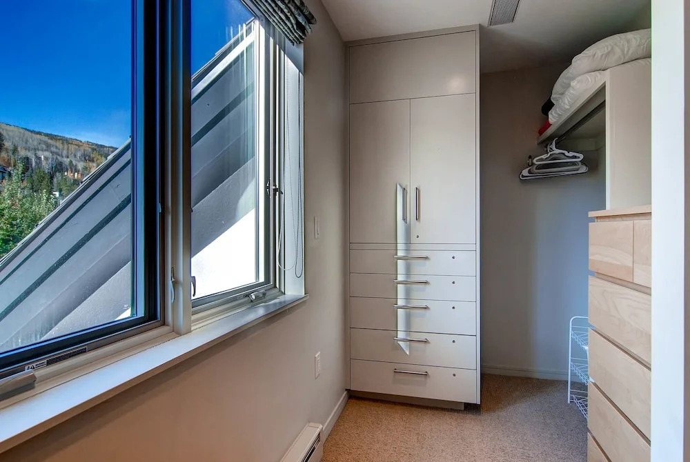 Vail Mountain Lodging by East West Hospitality