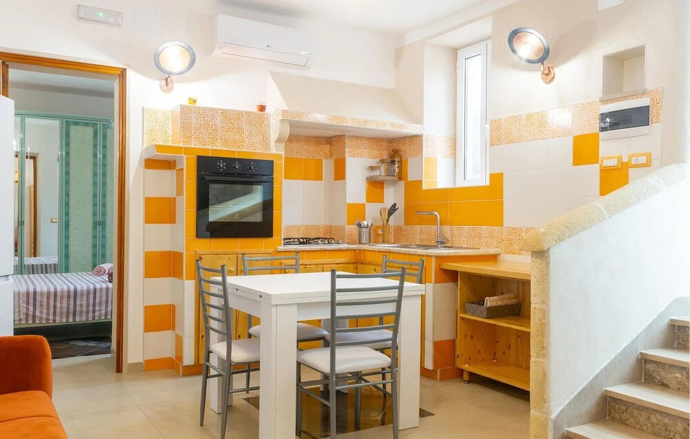Amazing Apartment in Selva di Fasano With Wifi and 2 Bedrooms