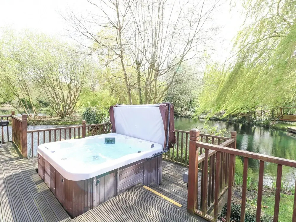 Kingfisher Lodge