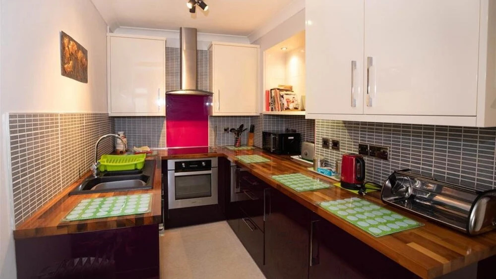 Tredegar House Flat 4