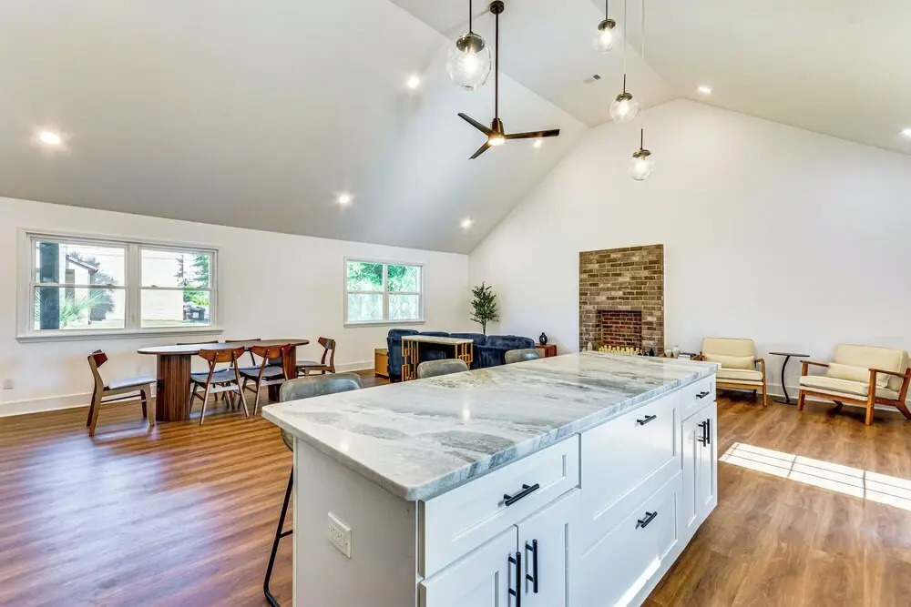 < 1 Mi to Downtown Pensacola: Quiet Home w/ Yard