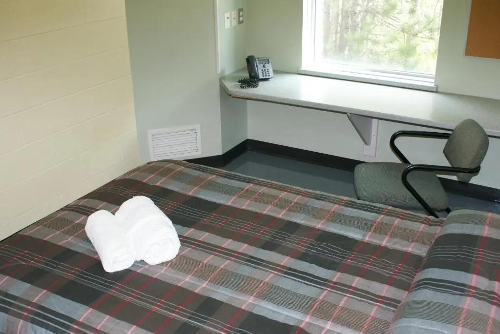 Residence & Conference Centre - Sudbury West