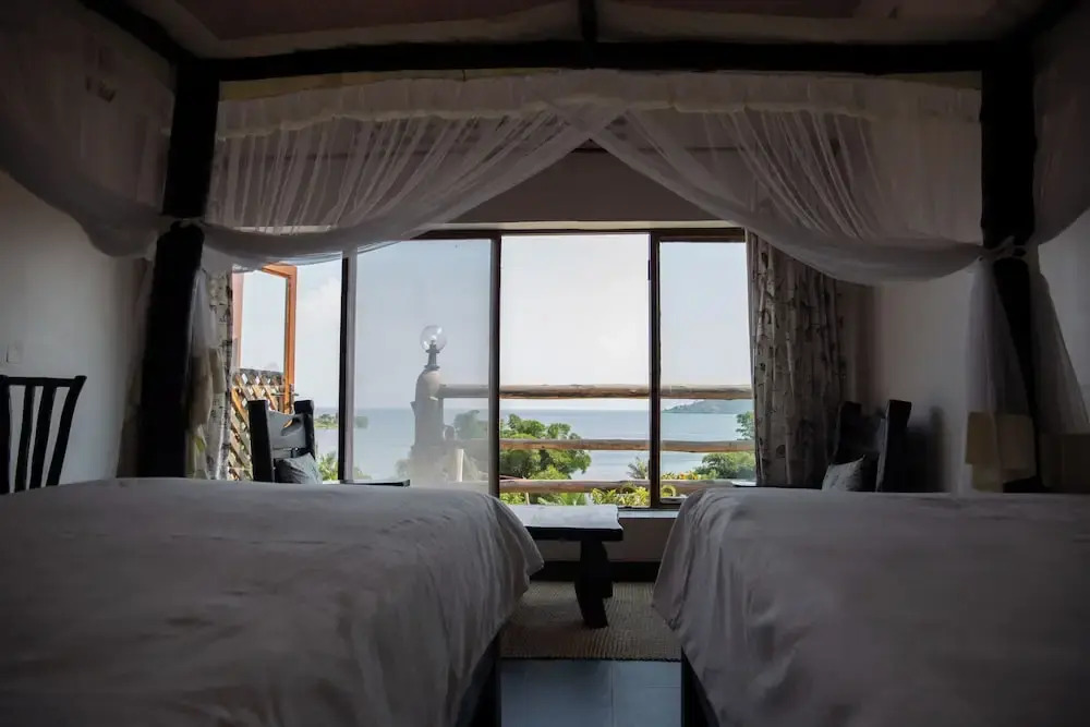 Rushel kivu Resort kayove