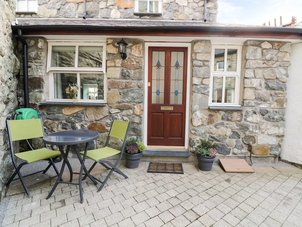3 Penlan Cottages
