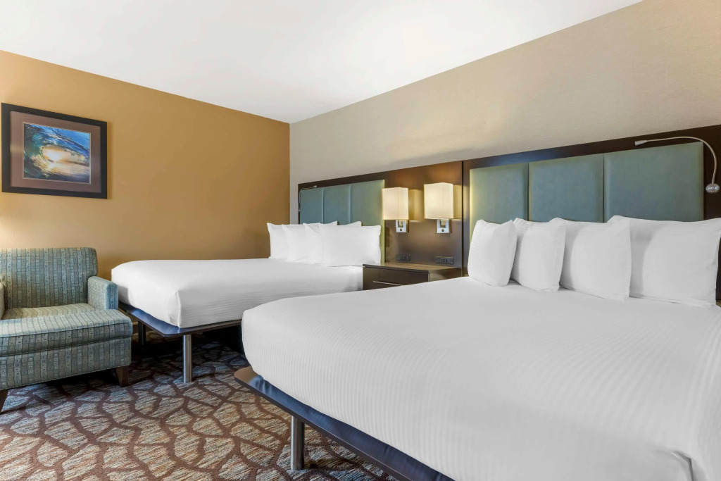 Best Western Plus Oceanside Palms