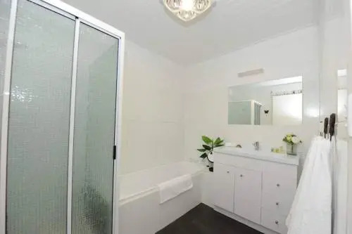 White Shell Cottage