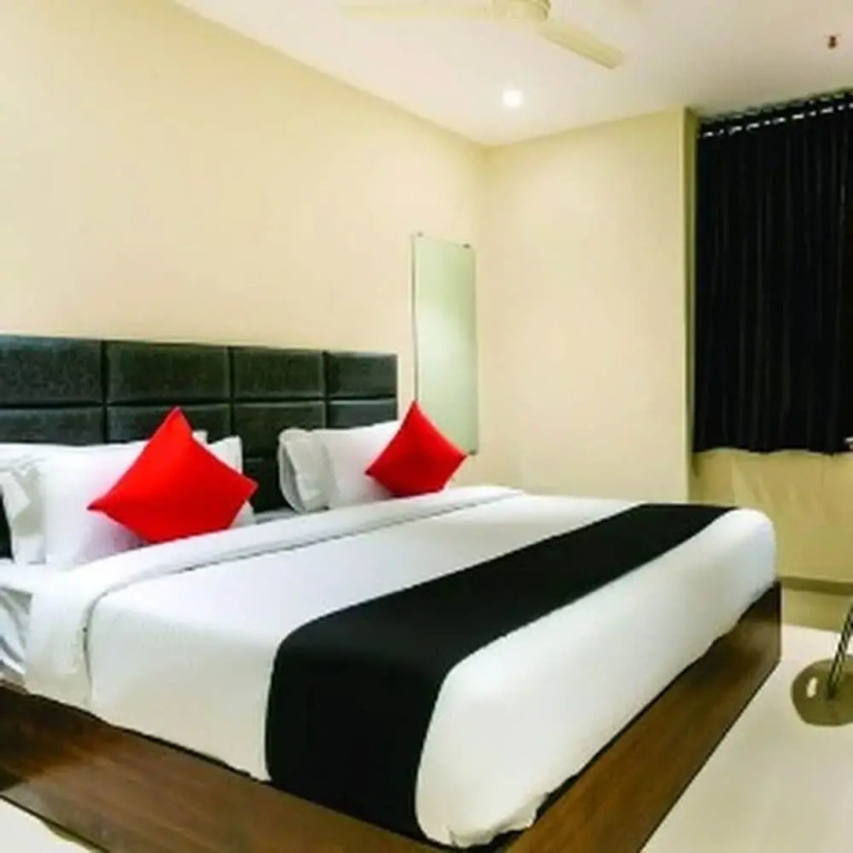 Hotel Kumkum Palace