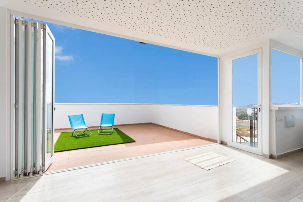 Home2Book Beautiful Duplex Parque La Reina + Wifi