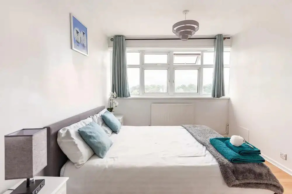 Spacious Home by Lee Valley Rafting Waltham Cross