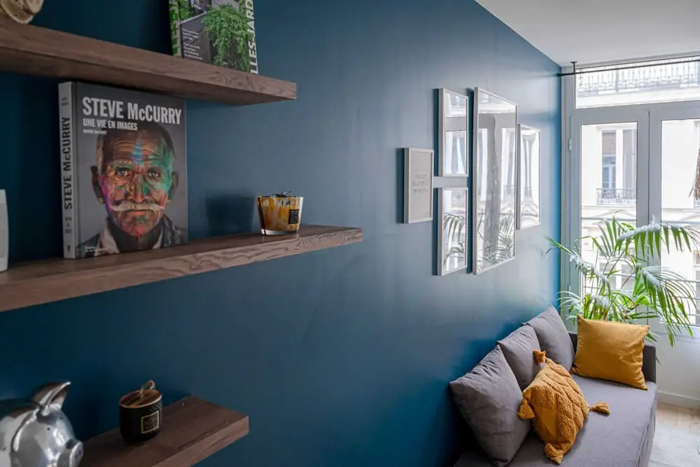 Design Apartment Close to Opera