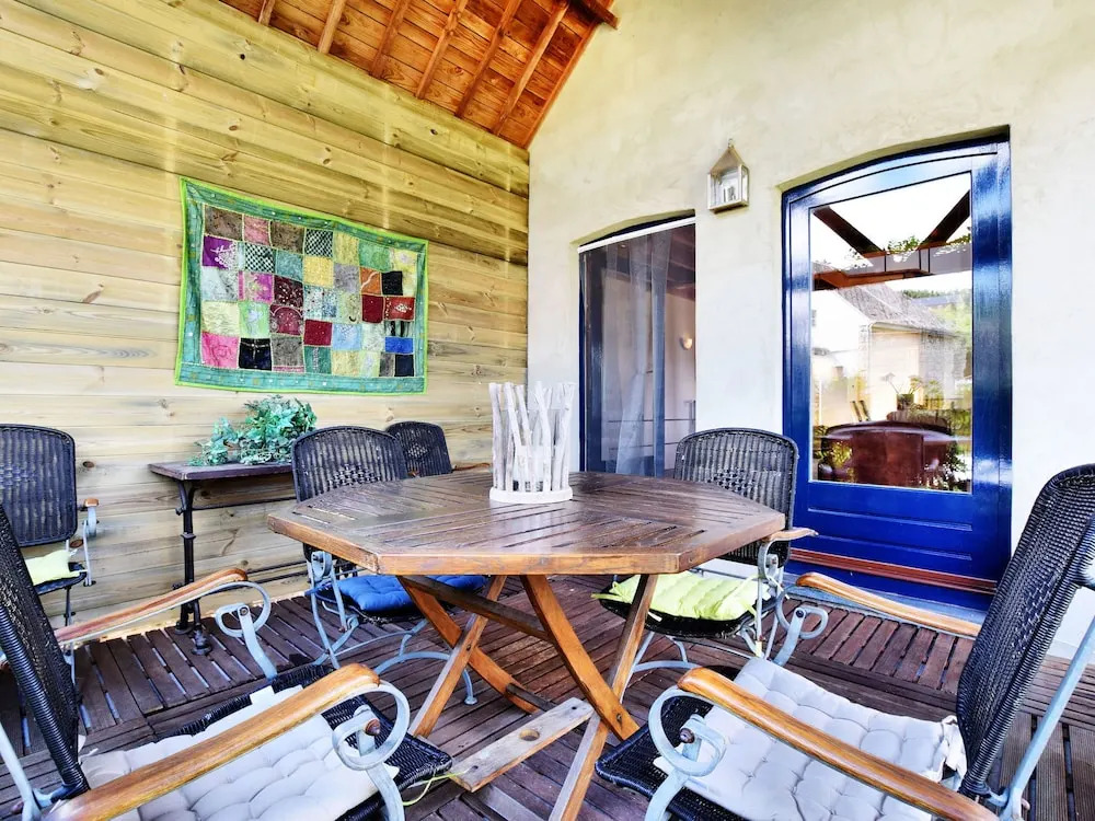 A Beautifully Furnished, Traditional Holiday Home