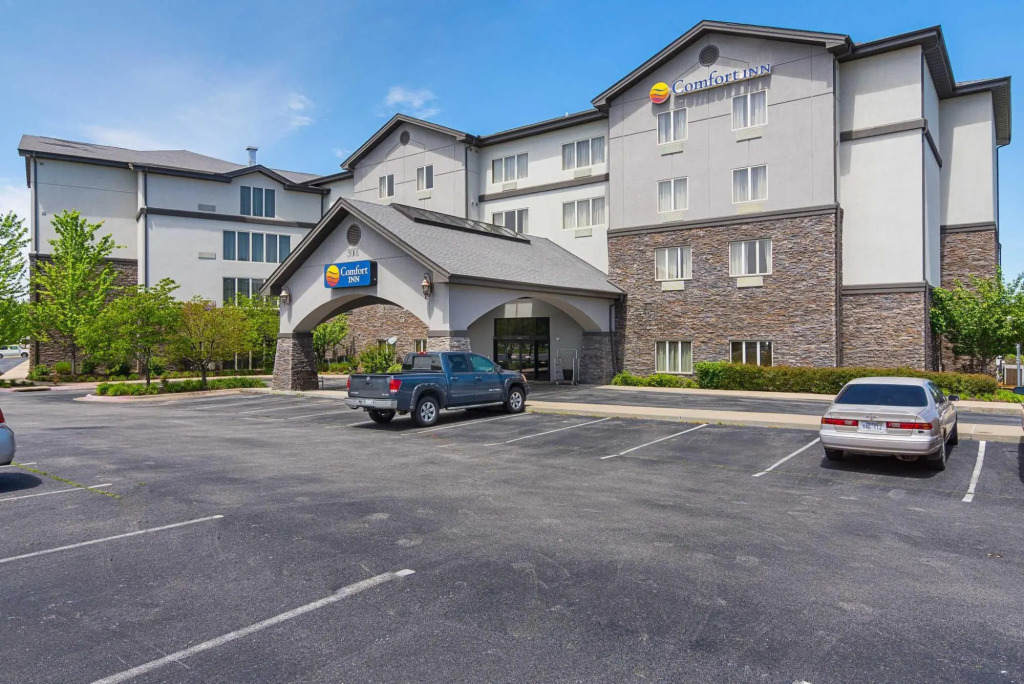 Simmons Suites