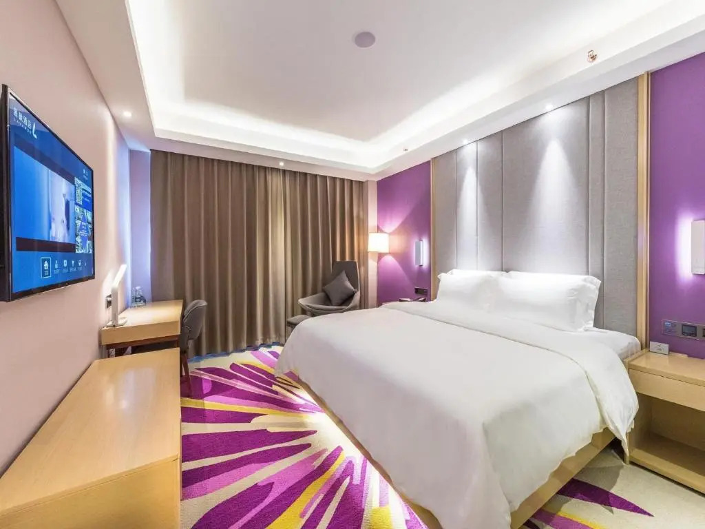 Lavande Hotel·Foshan  Zhoucun Liguang Road Xunfenggang Metro station