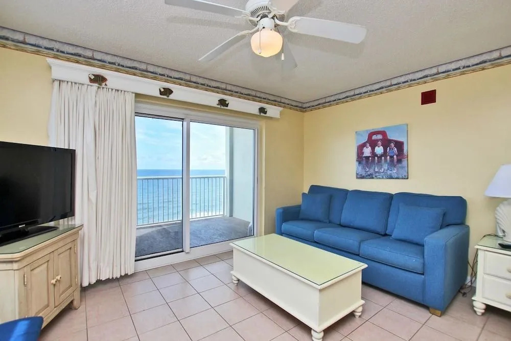 Tradewinds 901 - 2 Br condo