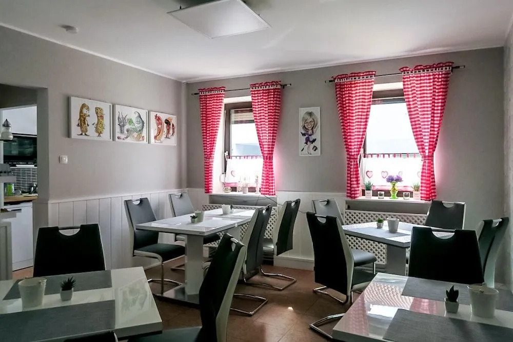 Pension Lizzi