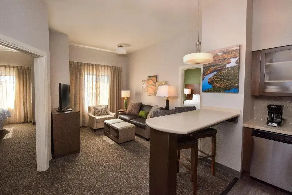 Staybridge Suites Wisconsin Dells - Lake Delton, an Ihg Hotel